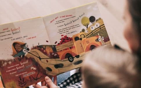 Reading to kids