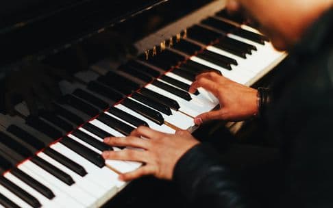 Learn Piano Online