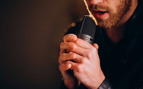 Augment your singing skills with FSM Buddy to grip the audience