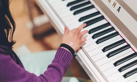 Basic Keyboard Lessons For Beginner Level Students | FSM Buddy