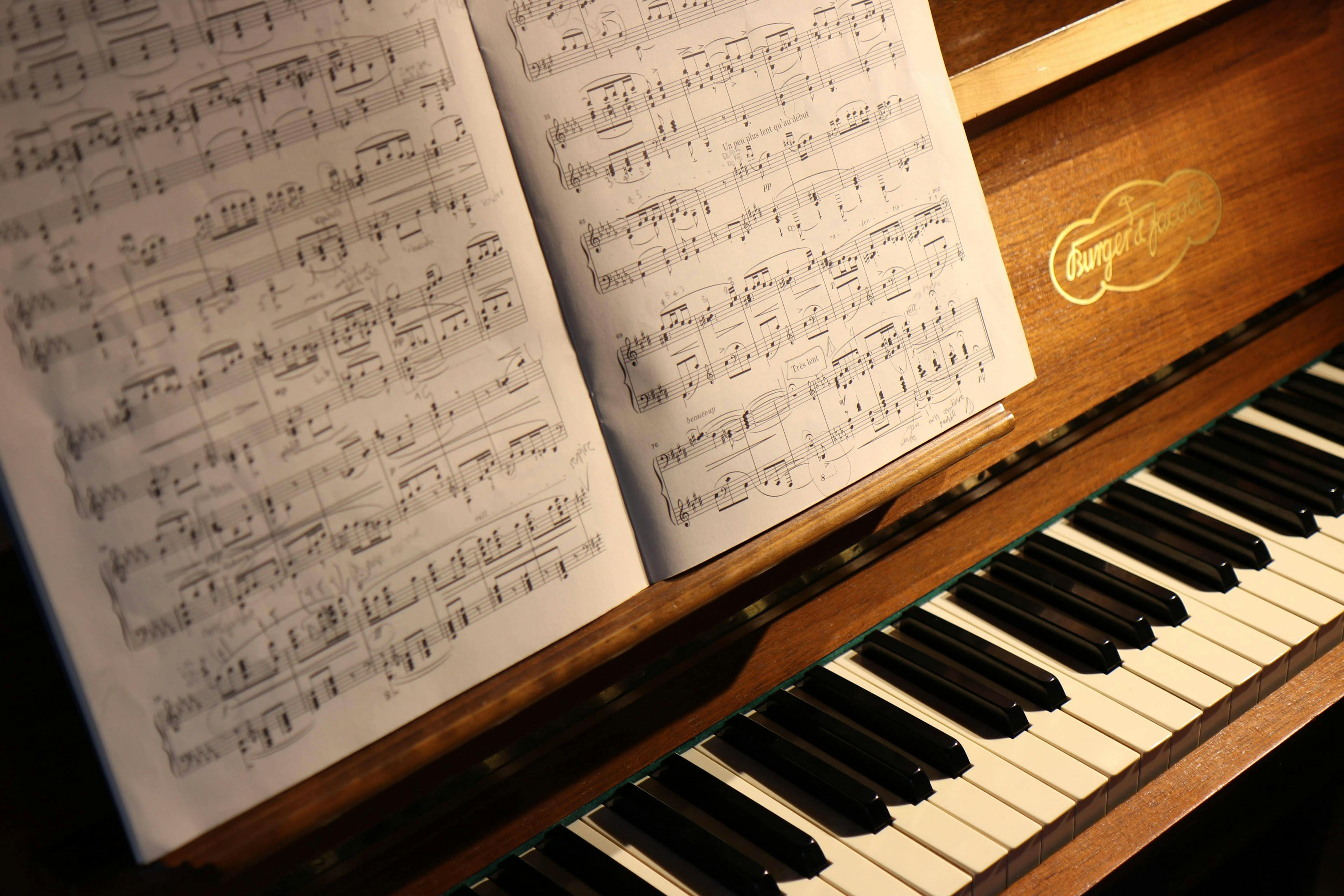 Master the Art of Playing Piano with FSM