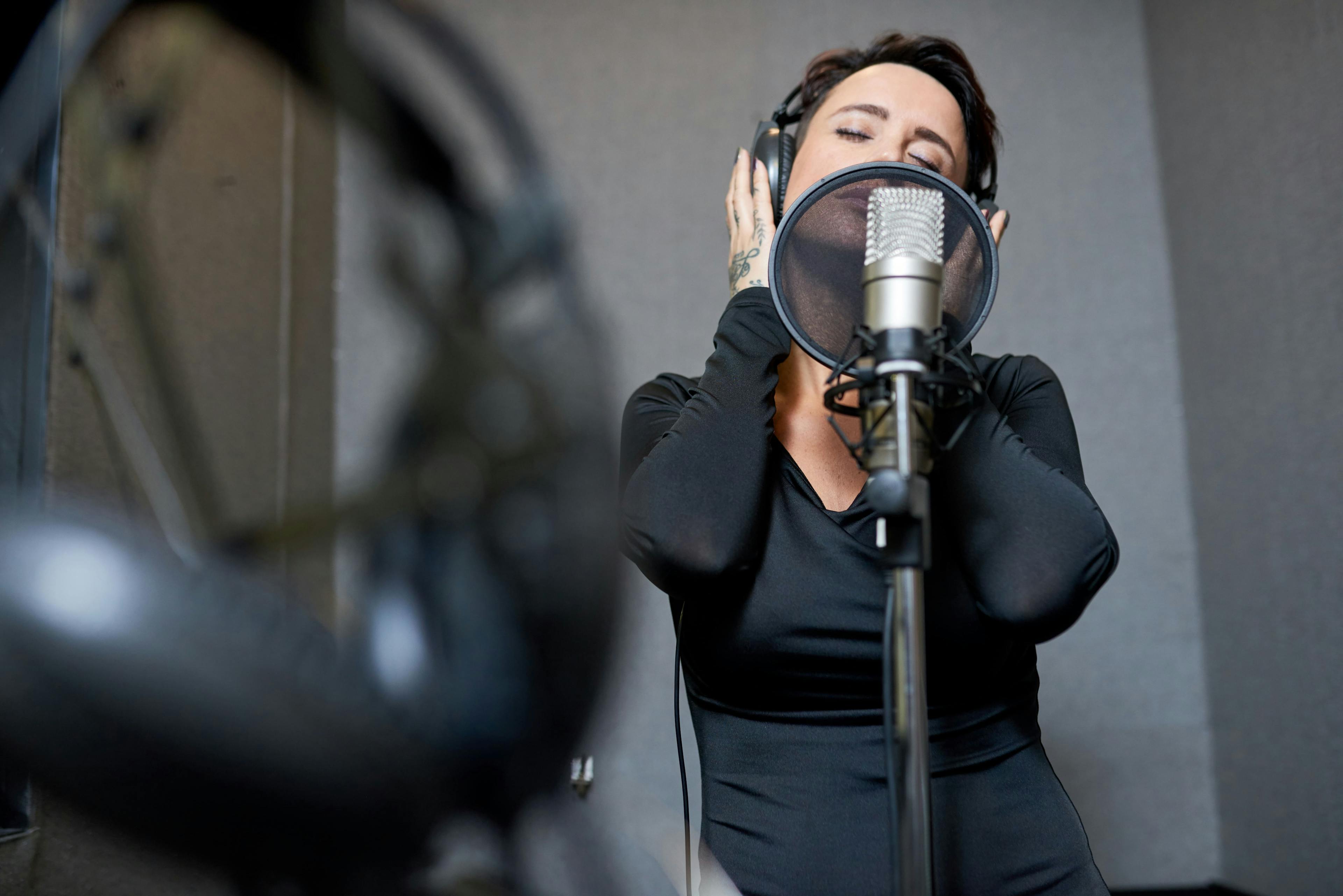 How is vocal training important to a singer's voice quality?