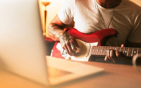 Is it possible to learn Guitar online? Yes, Here is how?